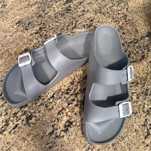 Womens Gray Dual-Strap Slide Sandals Size 8.5